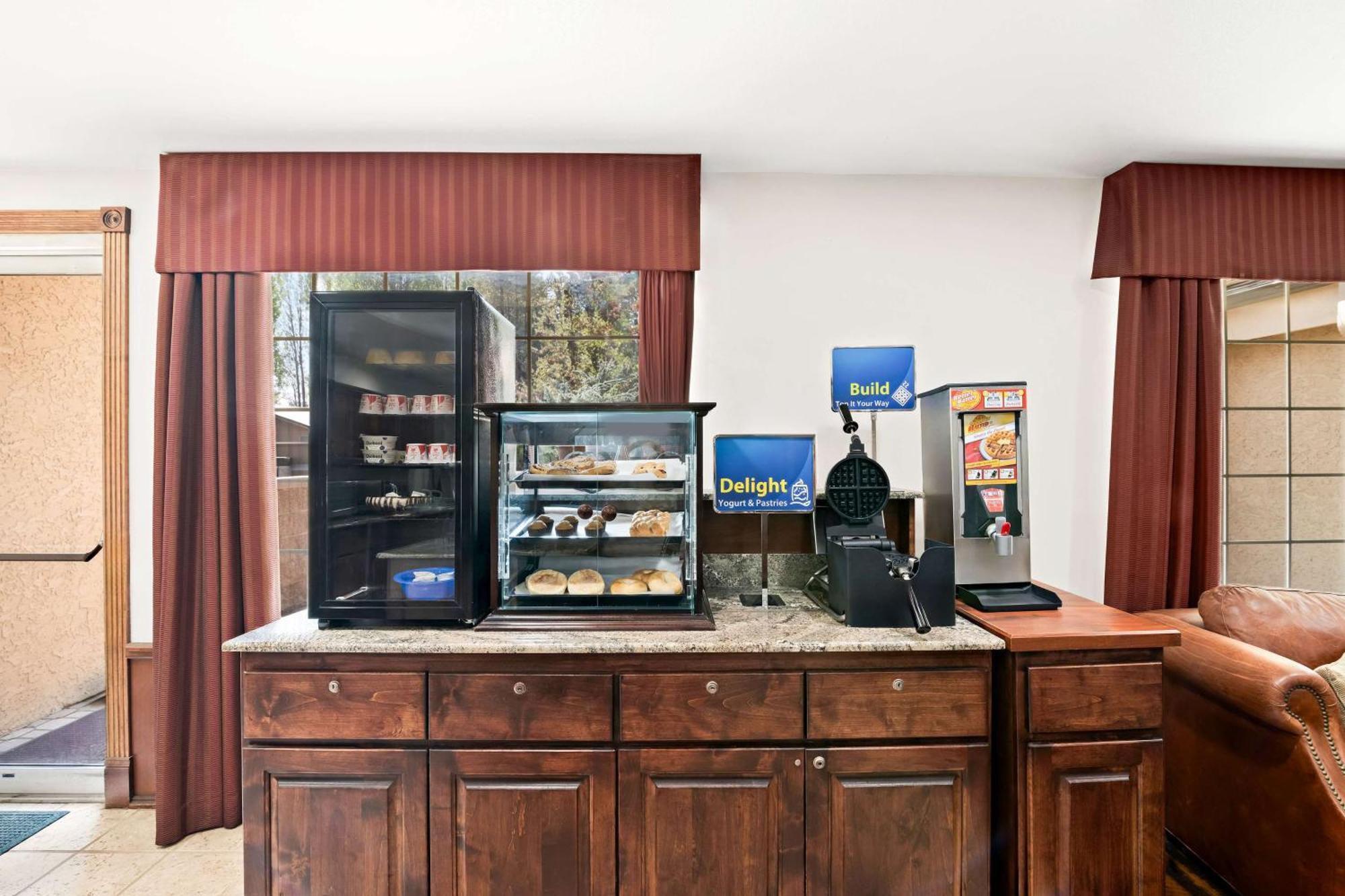 Best Western Newberry Station La Pine Extérieur photo